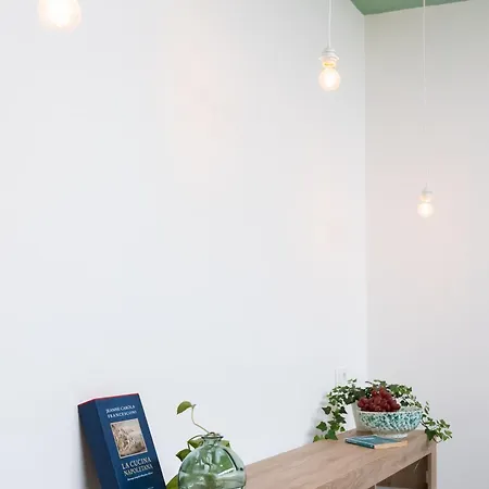 Maison 3* بومبيي