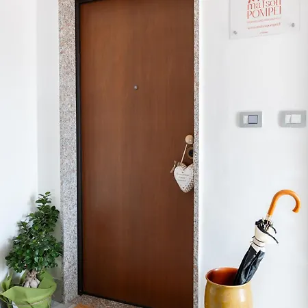 Maison 3* Πομπηία